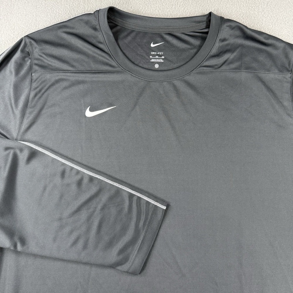 Nike Dri-FIT Mens 3XL Gray Long Sleeve Training Shirt Contrast Piping Swoosh